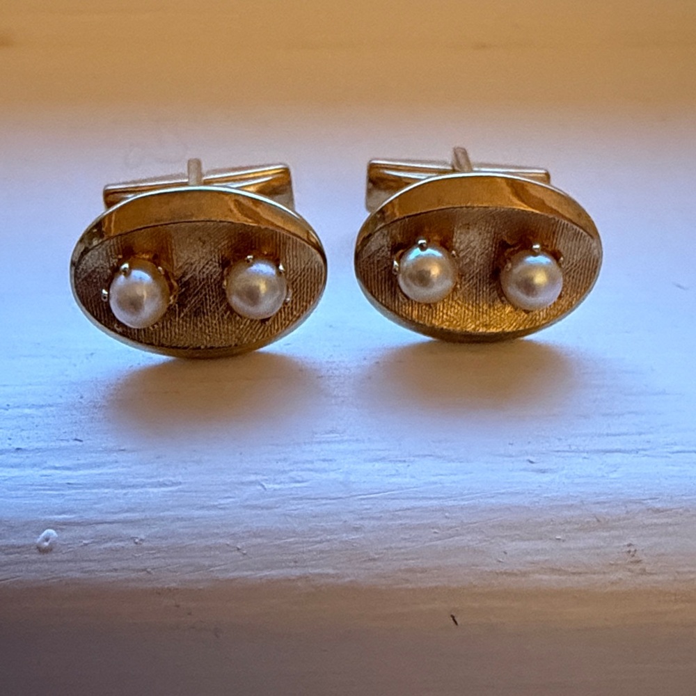 MCM VINTAGE Gold Pearl Oval Cufflinks - Classic Elegance